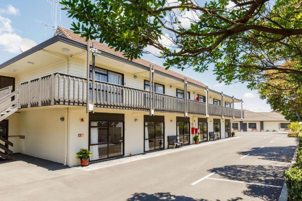 Kauri Court Motel Palmerston North Exteriör bild