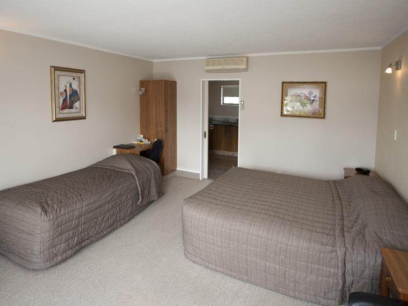 Kauri Court Motel Palmerston North Exteriör bild