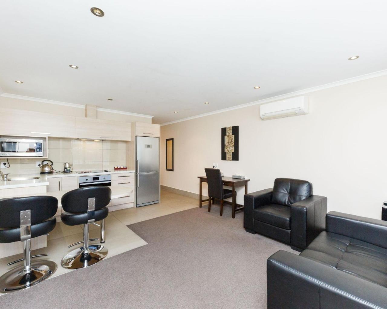 Kauri Court Motel Palmerston North Rum bild